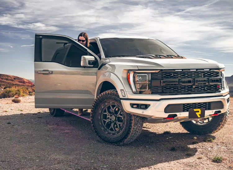 Product of Amp Research 96140-01a Running Board