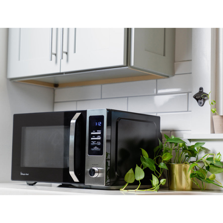 Product of Magic Chef Mc110amst Microwave Oven