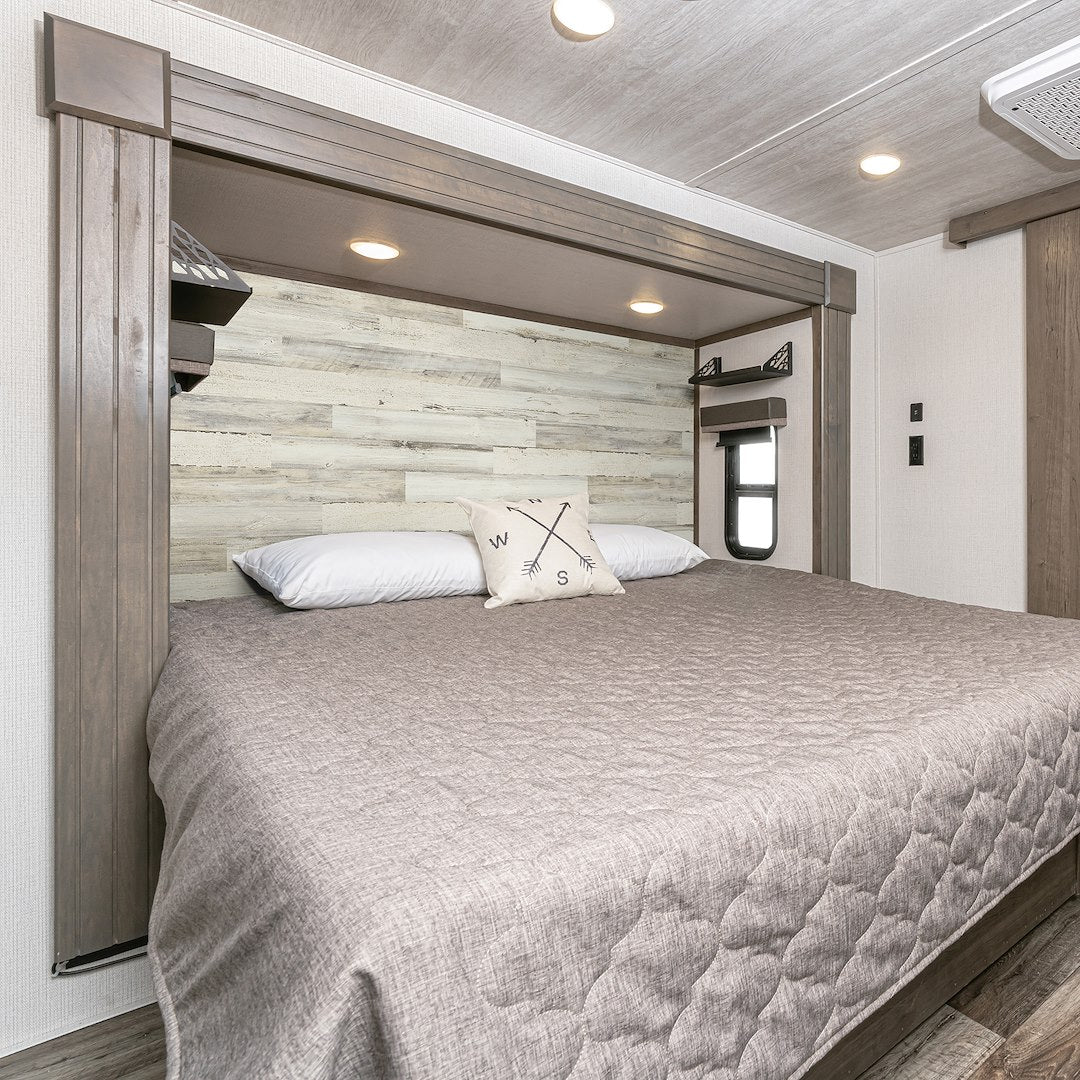 Product of Genesis Products 467328 Rv Interior Remodel