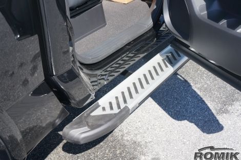 Product of Romik USA 61822418 RAL-T Series Running Board