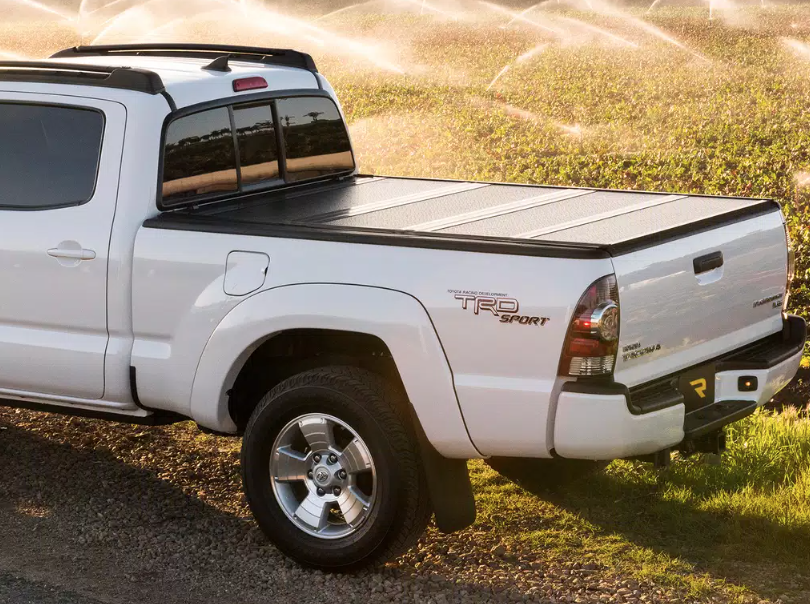 Bak Industries 226133 Tonneau Cover||bakflip G2 Hard Folding Tonneau Cover_17.Png||95||b65226133||1765200