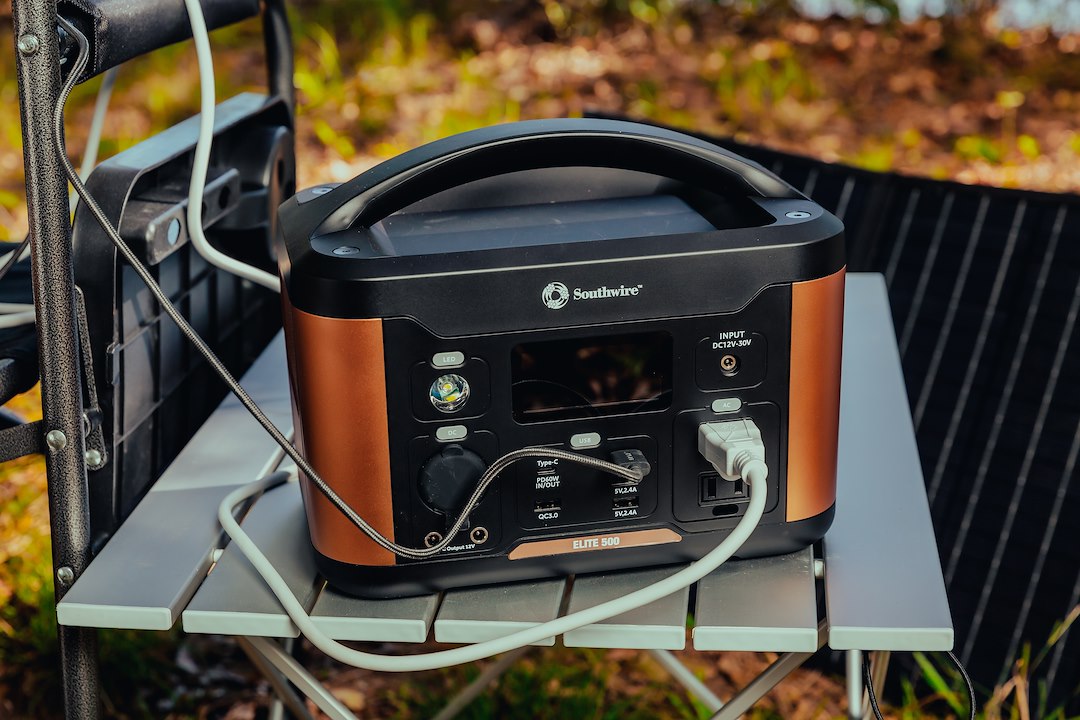 Product of Southwire Corp. 53252 Portable Power Bank