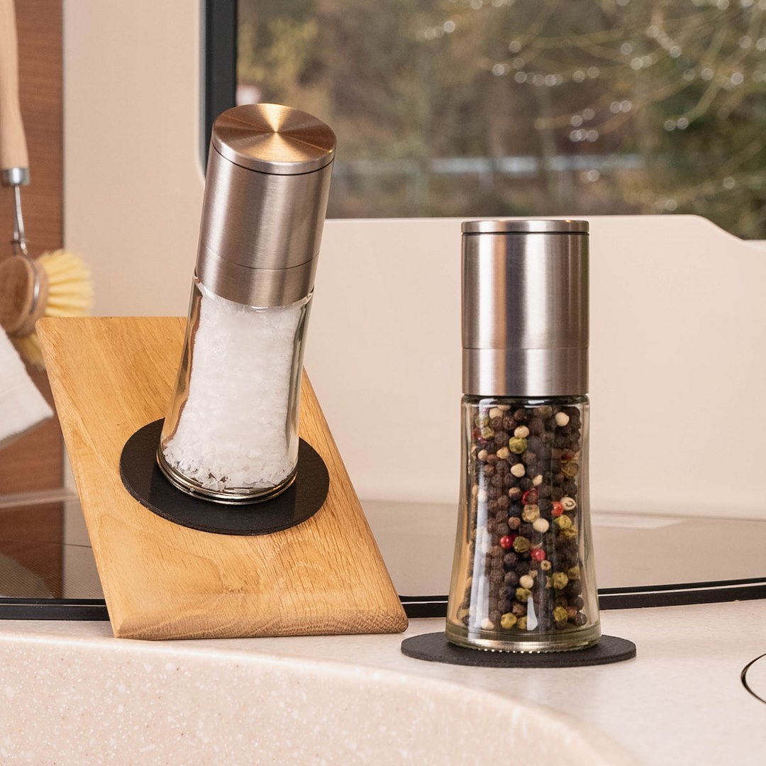 Silwy Magnetic Gm-Sp-4 Salt And Pepper Shaker||gm-Sp-4_1.Jpg||86||swygmsp4||1701270