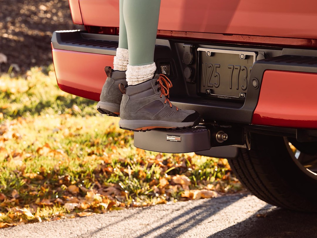 Product of Weathertech (Usa) 8abs5v2 Truck Step