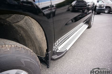 Product of Romik USA 60033418 RAL-T Series Running Board