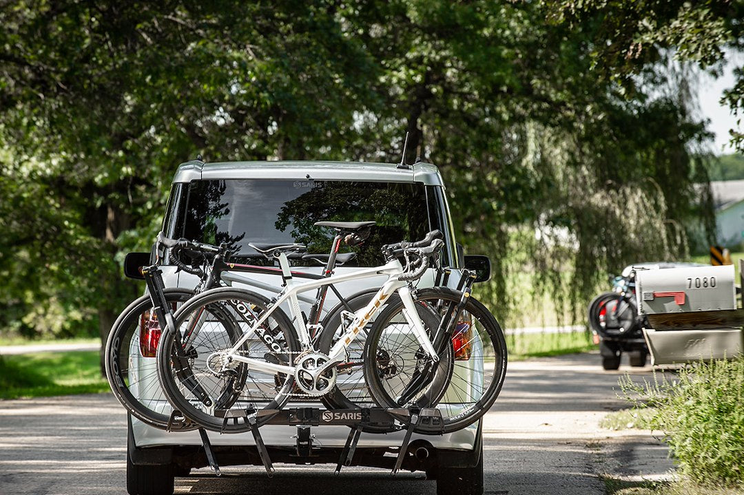 Product of Saris 4026F 4 Bikes Bike Tire Clamp Bike Rack - Receiver Hitch Mount Yes