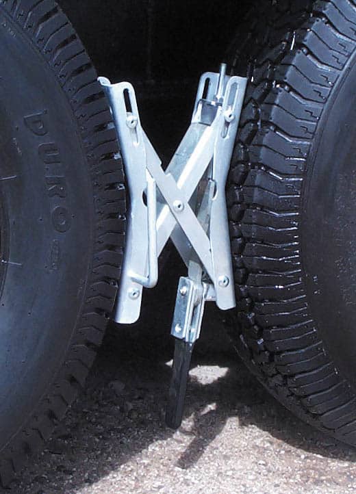 Ultra-Fab Products 21-001070 Wheel Chock||21-001070_3.Jpg||88||u2921001070||1516421