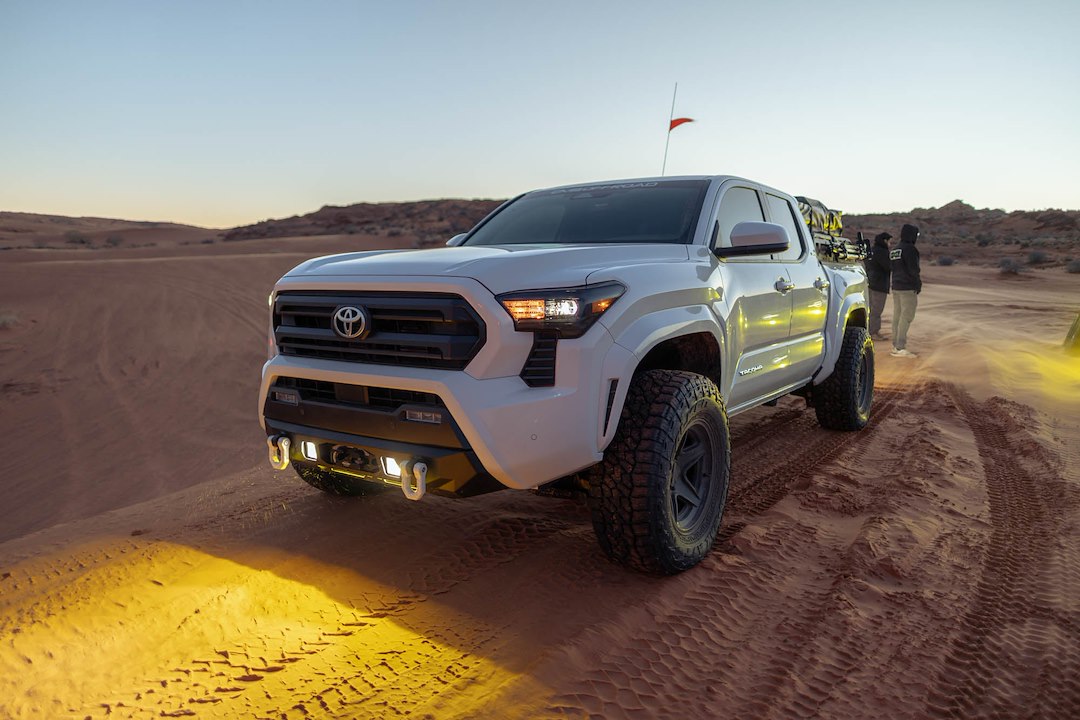 Product of DV8 Offroad FBTT1-08 Centric Bumper