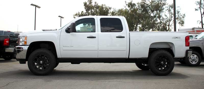 Product of MaxTrac 841413 Leveling Kit Suspension 1 To 3 Inch Lift Torsion Bar Key