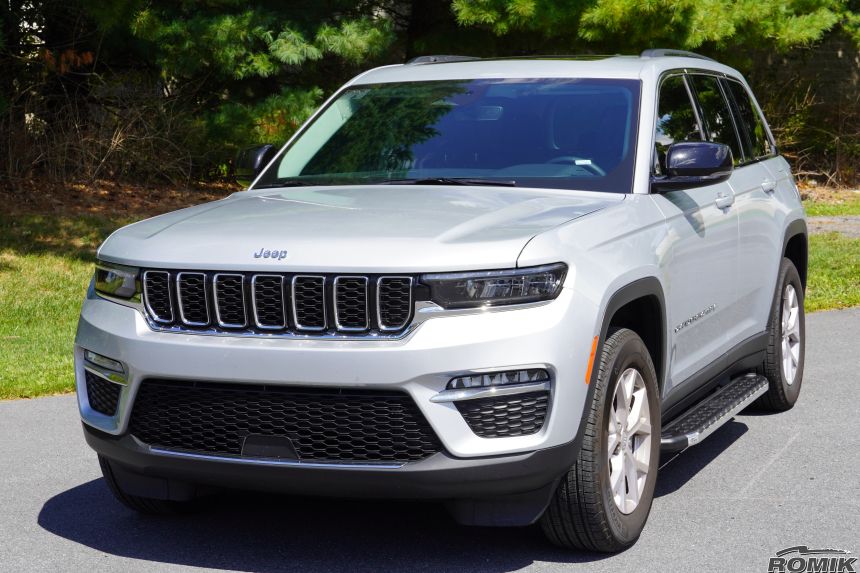 Product of Romik USA 51318418 REC Series Running Board