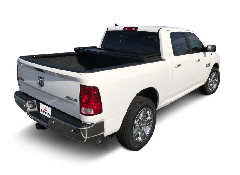 Leer 630345 Tonneau Cover||latitude_Tonneau Cover_4.Png||89||l77630345||1789652