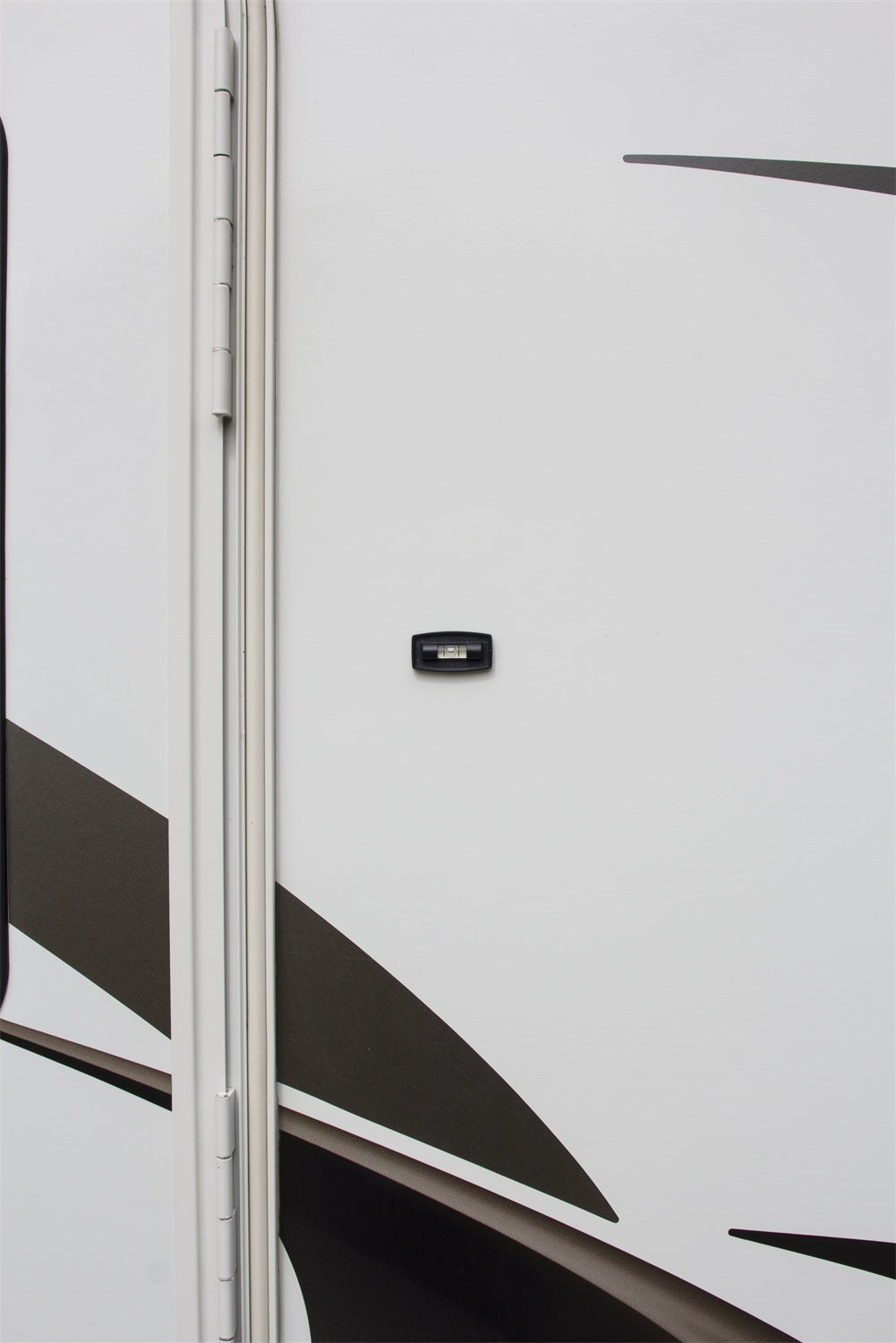 Product of Hopkins Mfg 03926 Rv Level