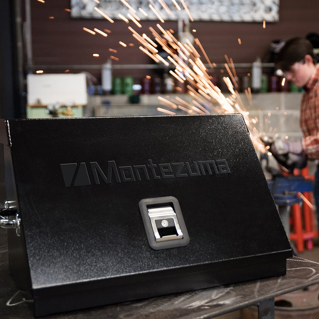 Product of Montezuma SM200B TRIANGLE® Toolbox