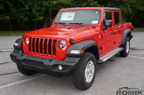 Product of Romik USA 21316418 RB2-T Series Running Board