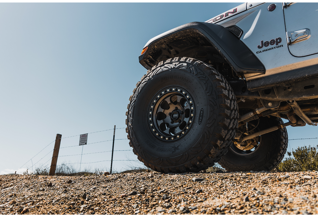 Kmc Wheels Km550ab17855010 Wheel||kmc-Km550-Riot Sbl-Anthracite With Satin Black Lip-17x9-2021 Jeep Gladiator 63.Png||89||a78c000016408||2262431