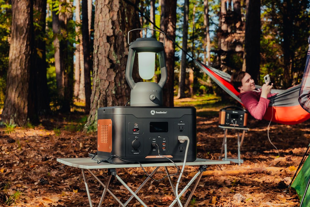 Product of Southwire Corp. 53253 Portable Power Bank