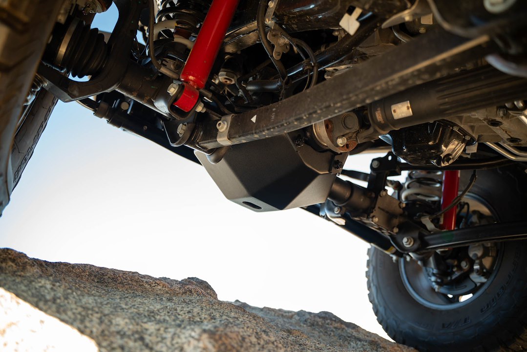 Dv8 Offroad Spjl-12 Skid Plate||wrangler-Jl-Gladiator-Jt-Front-Differential-Skid-Plate-Installed-8.Jpg||95||dv8spjl12||1629014