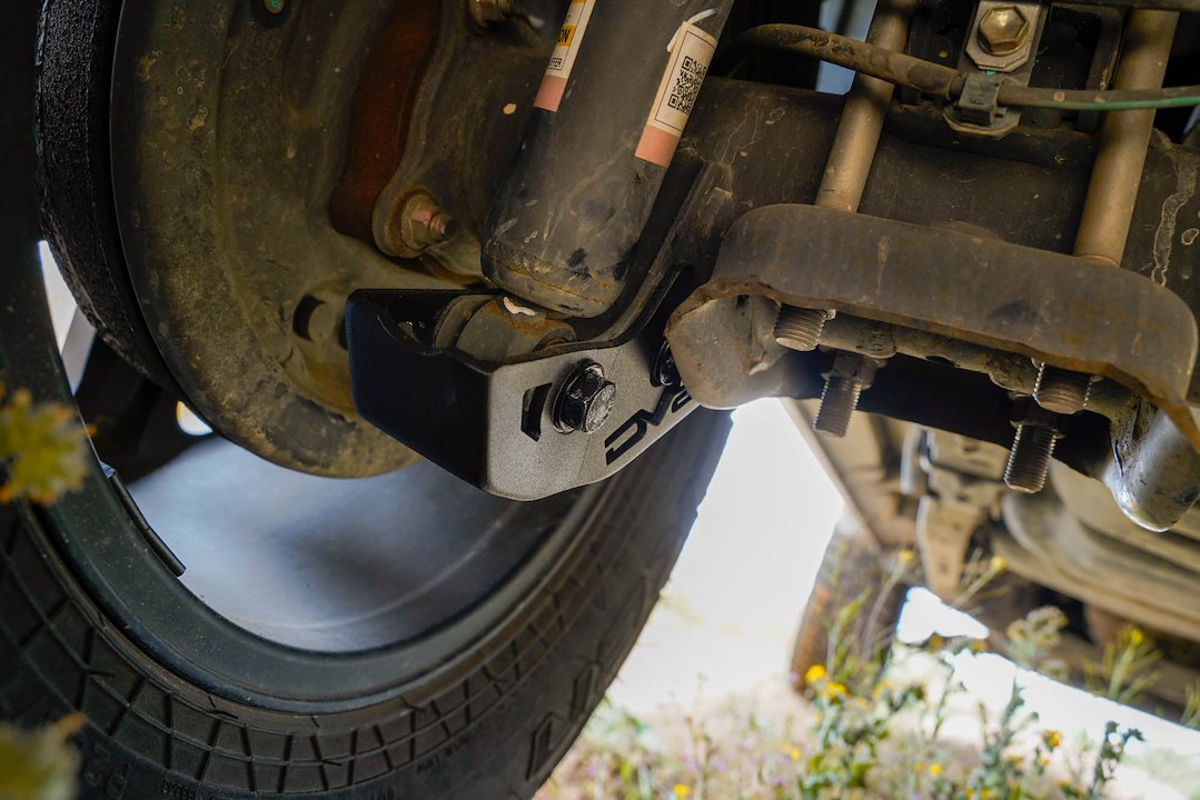 Dv8 Offroad Sptt1-02 Skid Plate||3rd-Gen-Toyota-Tacoma-Rear-Shock-Skid-Plates-Installed-09.Jpg||95||dv8sptt102||1629055