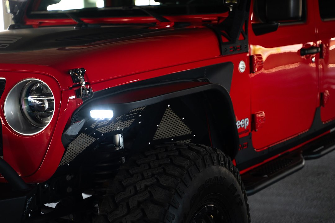Dv8 Offroad Fdgl-07 Fender Flare||2020-2023_Jeep-Gladiator-Jt-Slim-Fender-Flares_Installed-04.Jpg||95||dv8fdgl07||1627481