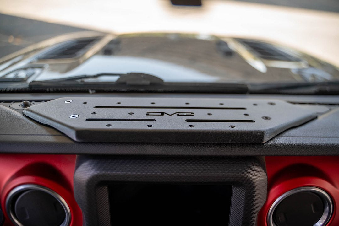 Dv8 Offroad Dmjl-02 Cell Phone Mount Plate||jeep-Wrangler-Jl-_-Gladiator-Jt-Device-Dash-Mount-V2-Installed-3.Jpg||91||dv8dmjl02||1626935