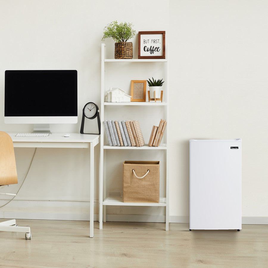 Product of Magic Chef Mcbr350w2 Refrigerator