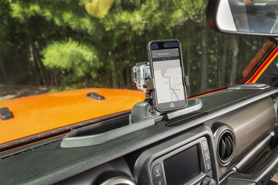 Rugged Ridge 13551.23 Cell Phone Mount||13551_23_Installed1.Jpg||88||o311355123||1567973