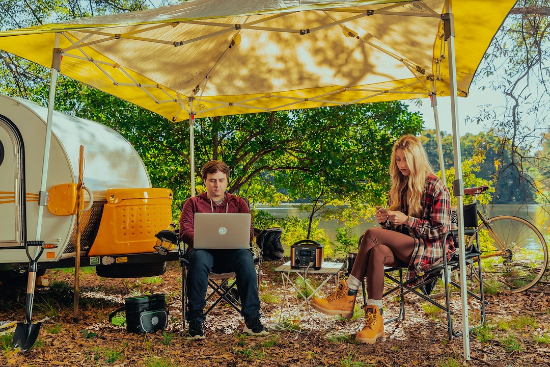 Product of Southwire Corp. 53250 Portable Power Bank