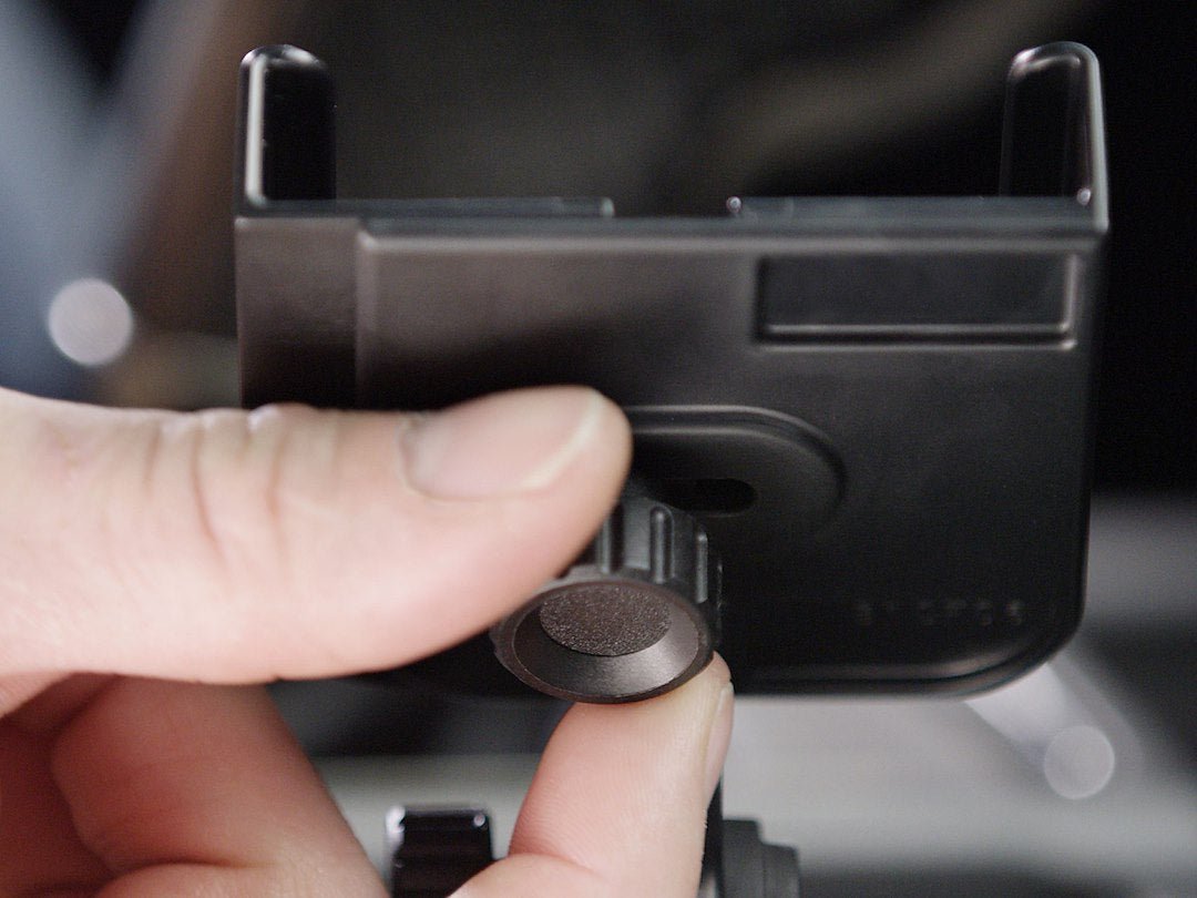 Weathertech (Usa) 8acf2cs Cell Phone Mount||cupfone_Car14.Jpg||95||w248acf2cs||918708