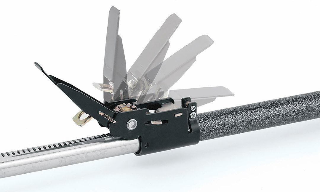 Product of Lund International 607002 Cargo Bar