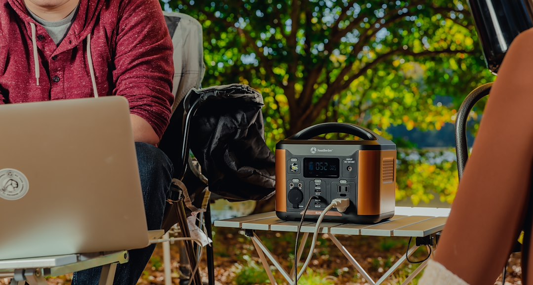 Product of Southwire Corp. 53250 Portable Power Bank