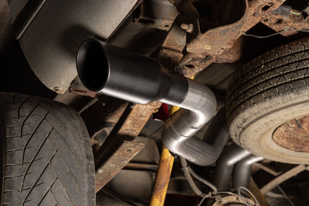 Product of Flowmaster 818192 Outlaw Extreme Cat Back System Exhaust System Kit