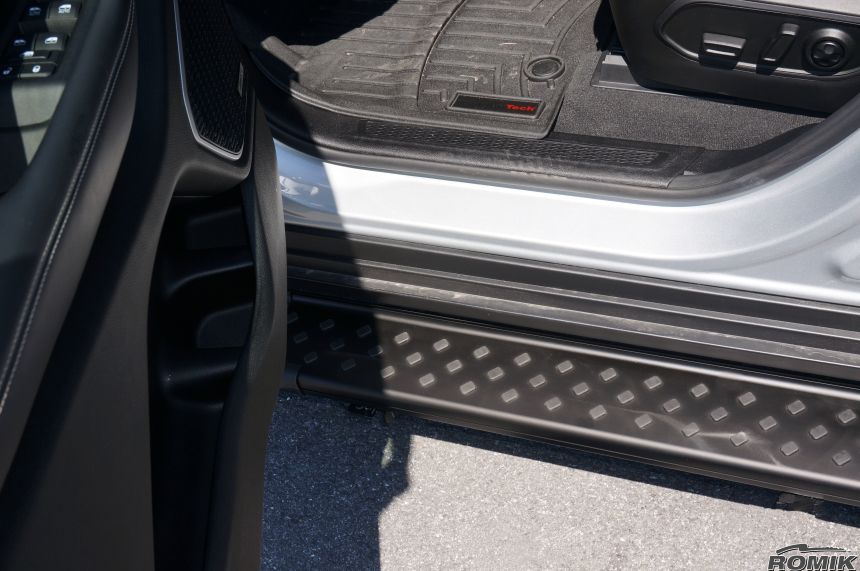 Product of Romik USA 61317419 RAL Series Running Board