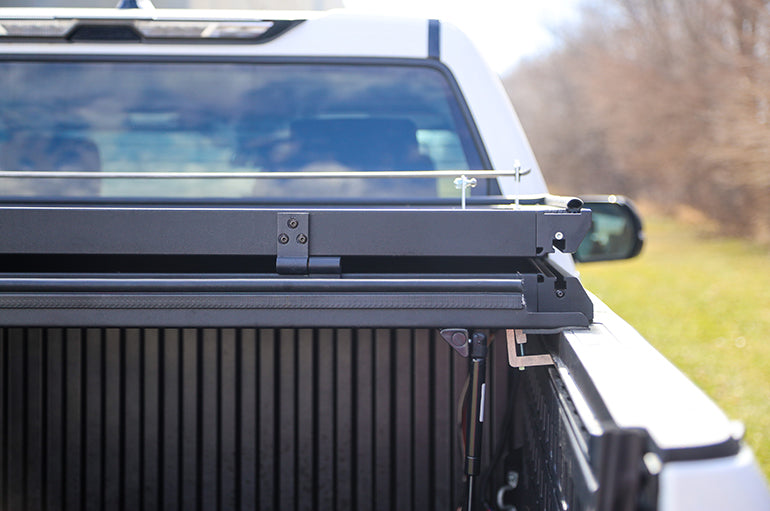 Dee Zee Dz 19551 Tonneau Cover||dz 19550_9.Jpg||94||d37dz19551||1770495
