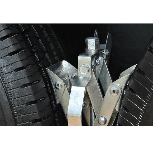 Ultra-Fab Products 21-001091 Wheel Chock||21-001091_6.Png||91||u2921001091||1376915