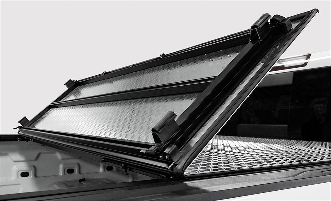 Access Covers B6040049 Tonneau Cover||lomax_Feature_Strong_Yet_Lightweight.Jpg||92||a74b6040049||1775032