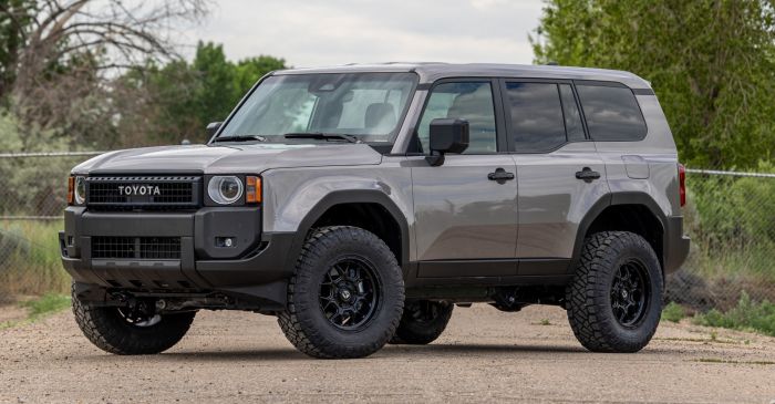 Product of ReadyLIFT 66-54100 Leveling Kit Suspension