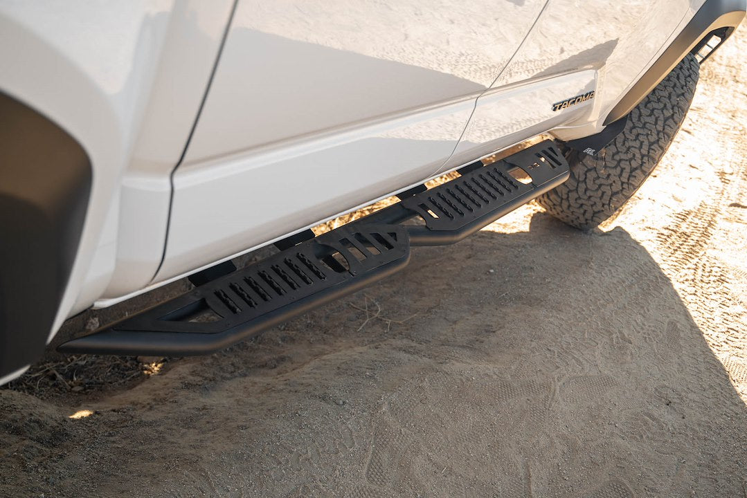 Dv8 Offroad Srtt1-03 Nerf Bar||srtt1-03_Installed-06-2.Jpg||95||dv8srtt103||1687513