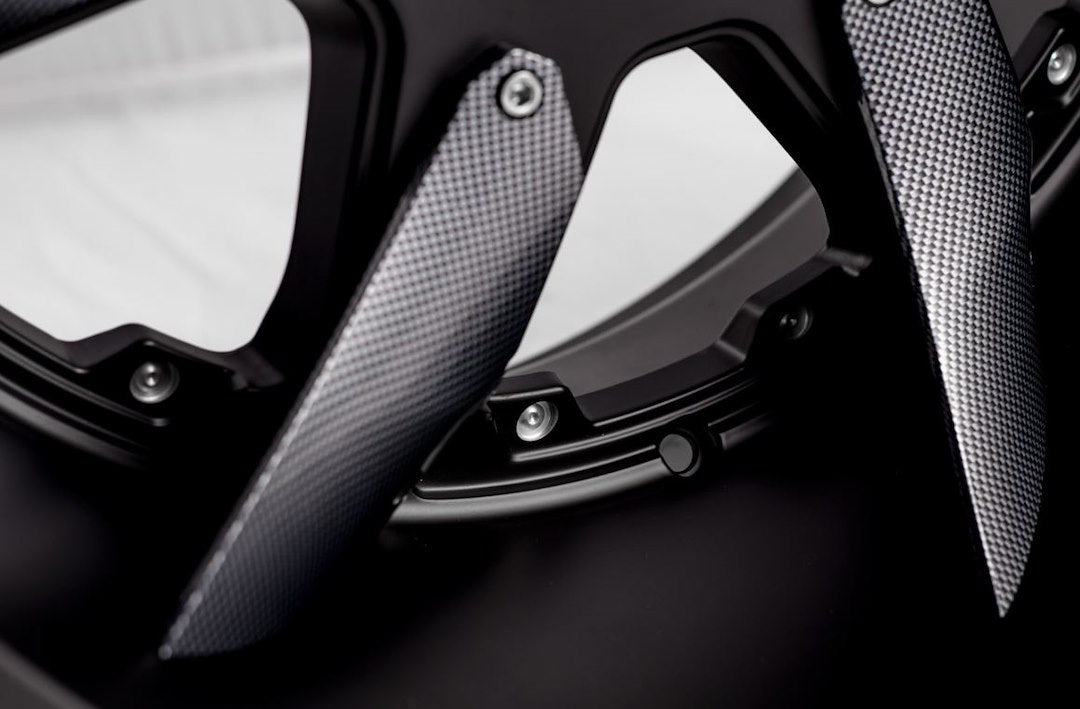 Product of Grid Wheels 17x9 Black Wheel - 5x5.00 Bolt Pattern