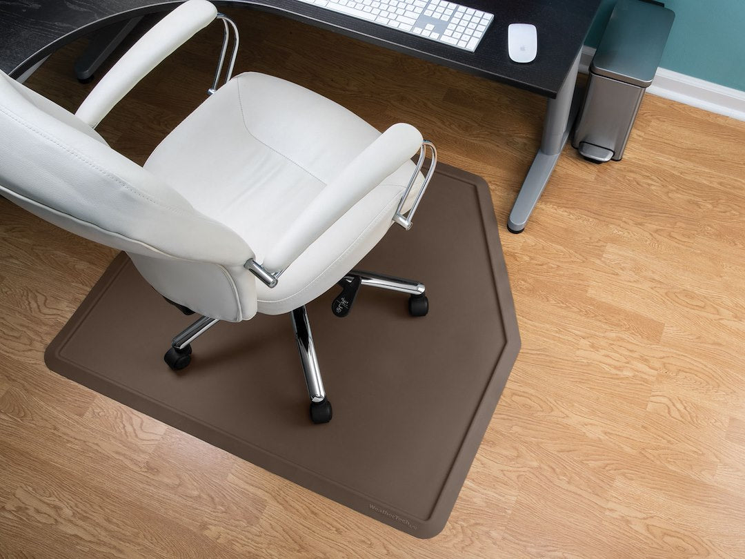 Weathertech (Usa) Apm4044br Work Mat||apm4044br_2.Jpg||87||w24apm4044br||1103480