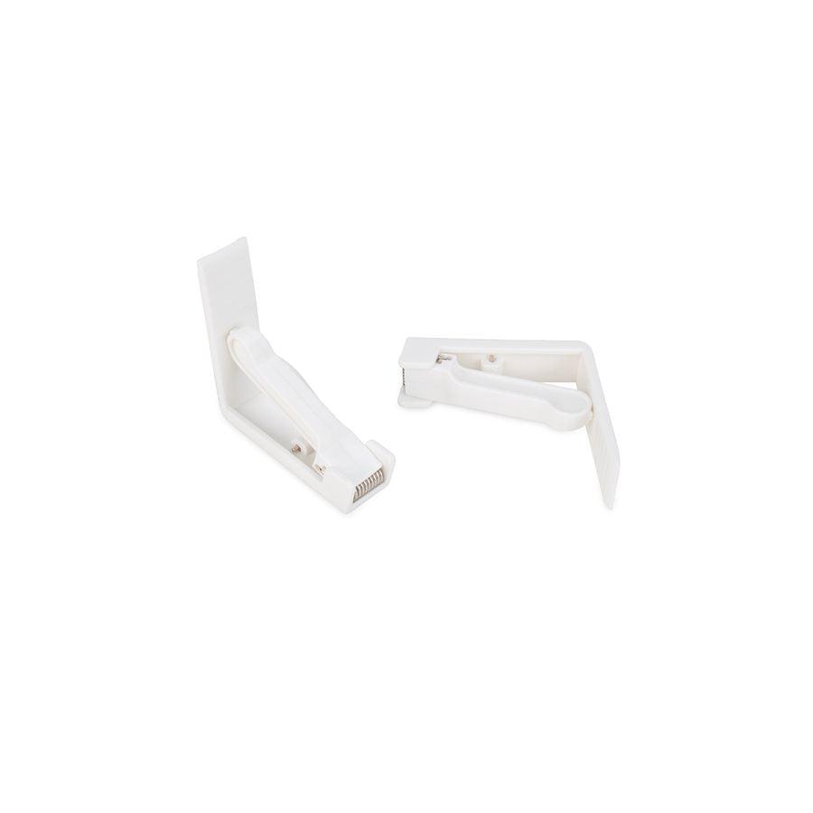 Camco 51077 Tablecloth Clamp||51077.Jpg||85||c1w51077||1010202
