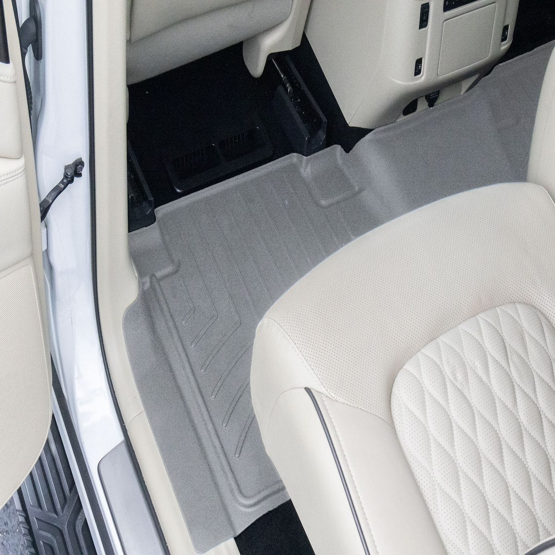 Weathertech (Usa) 4615023im Floor Liner||4615023im_2.Jpg||87||w244615023im||2267389