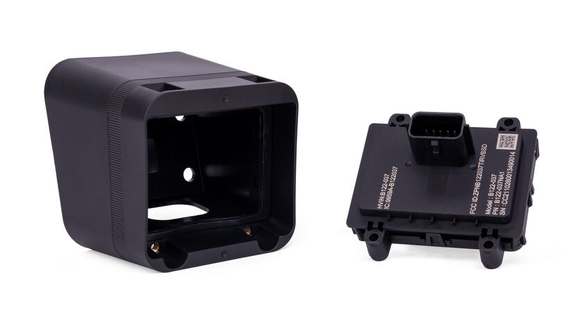 Product of Air Lift 25341 Backup Camera Interface