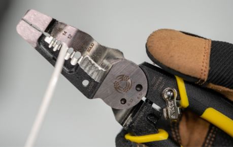 Product of Southwire Corp. S816solhd Wire Stripper