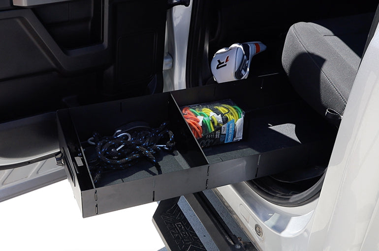 Dee Zee Dz701 Under Seat Storage Unit||dz701_4.Jpg||89||d37dz701||1779589