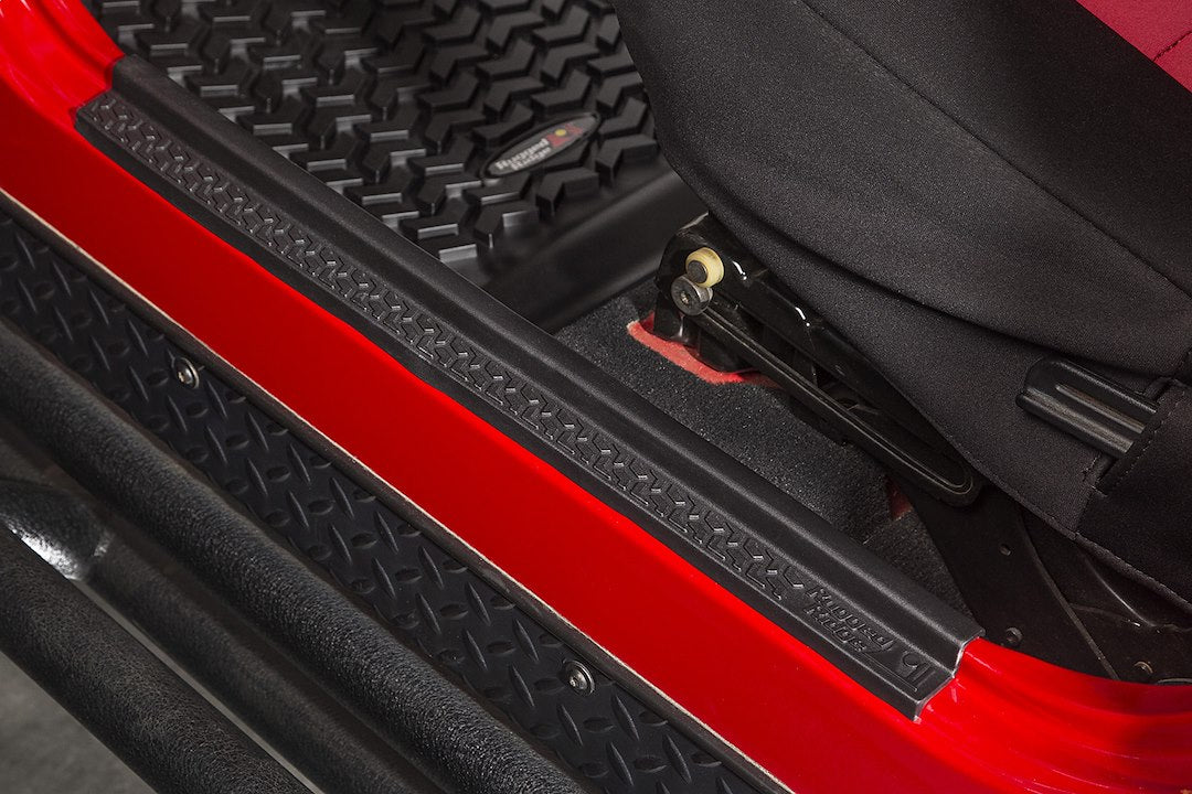 Rugged Ridge 11216.22 Door Sill Protector||11216_22_Installed1.Jpg||88||o311121622||1569628