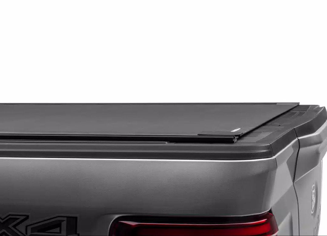 Bak Industries 80337rk Tonneau Cover||revlvx4ts_Tonneau Cover_T-Slots_10.Jpg||95||b6580337rk||1768723