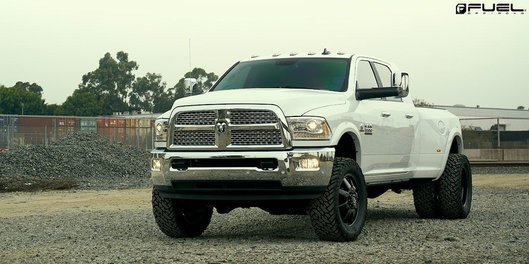 Fuel Off Road D53824821735 Wheel||maverick_D538_Mb_Mia_Dually_Front_Rear_Ap_7.Jpg||92||fowd538821735||2250219