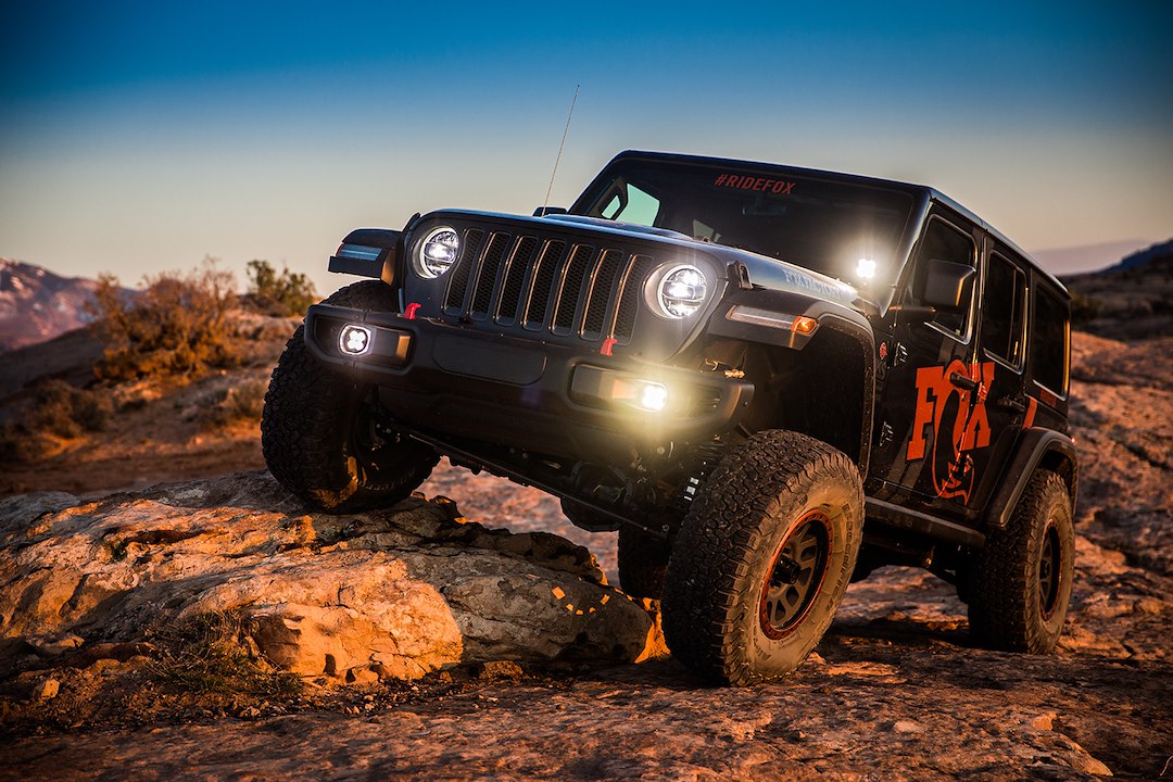 Fox Shocks 885-24-185 Shock Absorber||fox-Stock-Photo-Jeep-Jl-B.Jpg||86||f7588524185||1179192