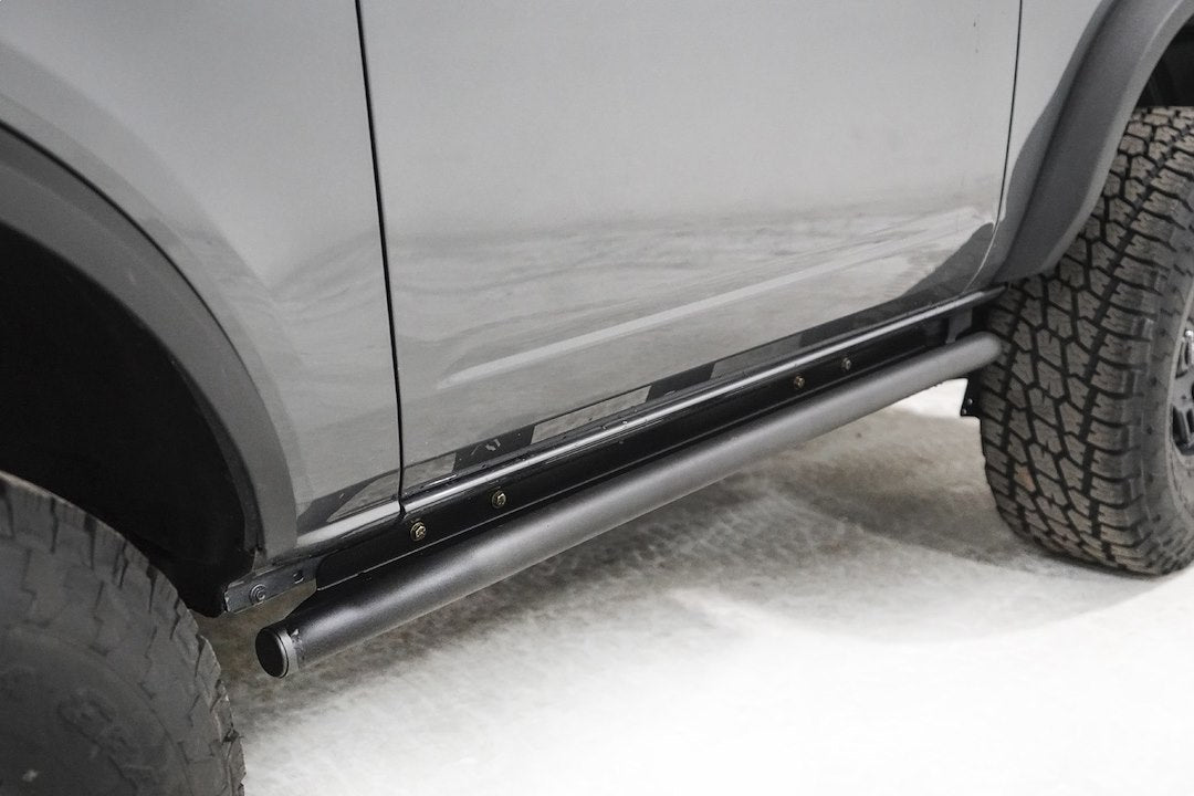 Product of Fab Fours FB21-G5252-1 Black Steel Tube Rocker Panel Guard