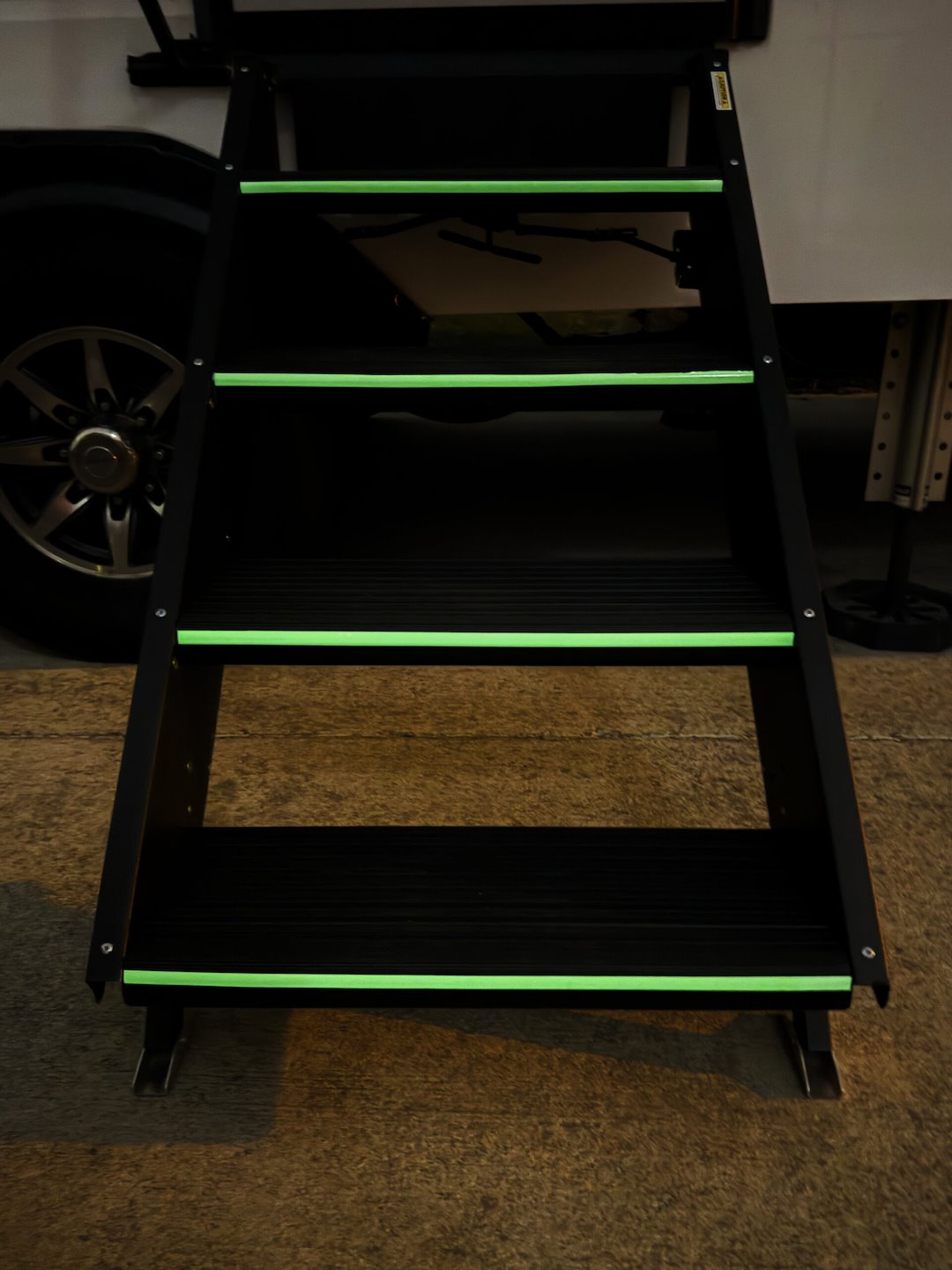 Pop Step Psnl-24 Entry Step Light||psnl-24.Jpeg||85||poppsnl24||2258059
